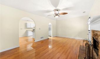 3736 Soapstone Rd, Decatur, GA 30034
