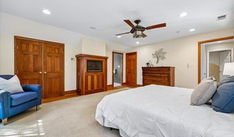 5735 BRADLEY Blvd, Bethesda, MD 20814