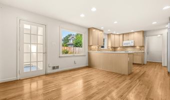 3316 N OHIO St N, Arlington, VA 22207