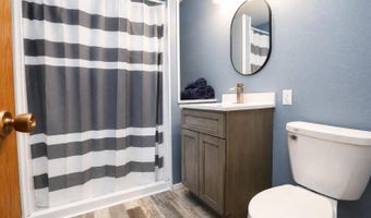 816 12th Ave, Aberdeen, SD 57401