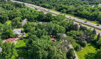 4 N Niles Ave, Addison, IL 60101