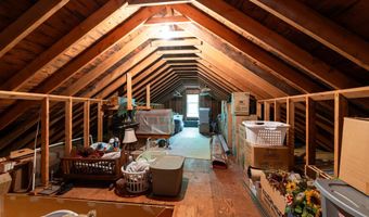 28 Woodland Dr, Amherst, NH 03031