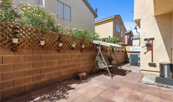 6823 Gold Nugget Dr, Las Vegas, NV 89122