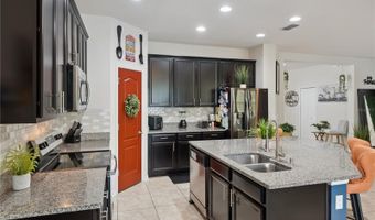 637 BAY BRIDGE Cir, Apopka, FL 32703