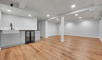 110 Herald Ave, Bridgeport, CT 06606