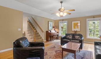 2 Golden View Dr, Bow, NH 03304