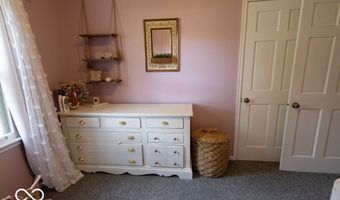 2427 Shady Ln, Anderson, IN 46011