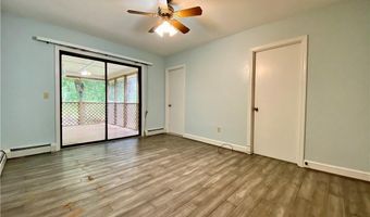 162 Keach Pond Dr, Glocester, RI 02814