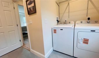 115 Wellington Ave 1, Newport, RI 02840