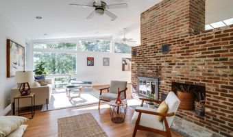 7413 REBECCA Dr, Alexandria, VA 22307