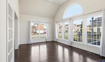 22908 N BROWN Sq, Ashburn, VA 20148