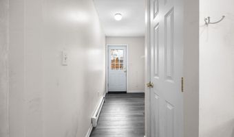 202 Pearl St, Bangor, ME 04401