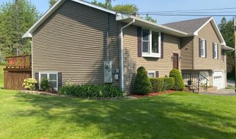 5 Michael Dr, Baileyville, ME 04694