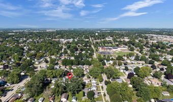 2112 N SUPERIOR St, Appleton, WI 54911
