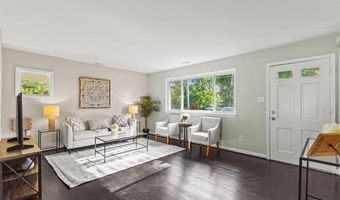 710 Farmington Rd W, Accokeek, MD 20607