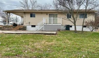 223 Windcliffe Dr, Ballwin, MO 63021