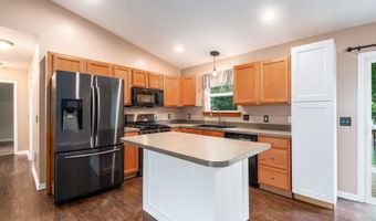 11127 Creekside Dr, Allendale, MI 49401