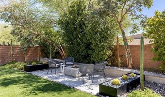 1 Garden Shadow Ln, Las Vegas, NV 89135