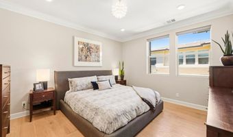 16750 Coyote Bush Dr 11, San Diego, CA 92127