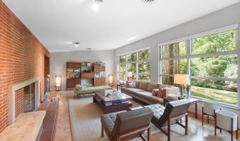 8389 Arborcrest Dr, Amberley, OH 45236