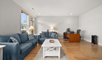 10900 HOLYSTONE Ln 503, Berlin, MD 21811