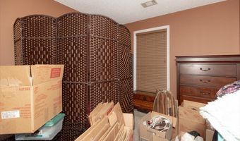 104 Yearwood Dr, Macon, GA 31206