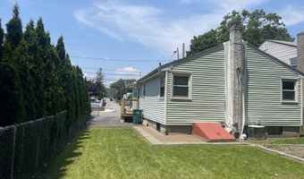 67 Oakcrest Rd, Boston, MA 02136