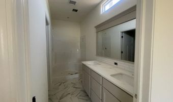 2006 E Limestone St, Andover, KS 67002