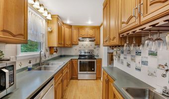 2952 Sennebec Rd, Appleton, ME 04862