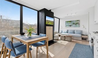 9 Ocean Ln, Amagansett, NY 11930