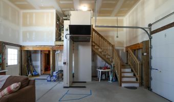 409 3rd St, Beach Haven, NJ 08008