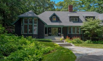 9 Scitterygussett Dr, Falmouth, ME 04105