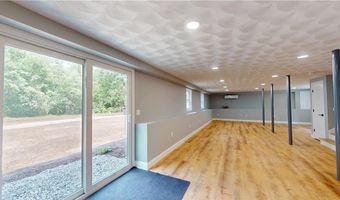 112 Cranberry Ridge Rd, Glocester, RI 02857