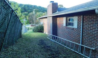 28 Wolf Hollow Rd, Baxter, KY 40806