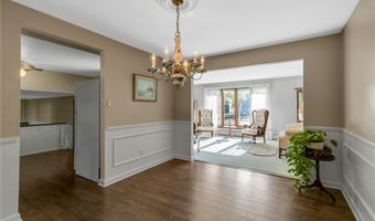 147 Sagewood Ter, Amherst, NY 14221
