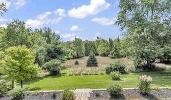 1780 Williamsburg Dr, Adrian, MI 49221