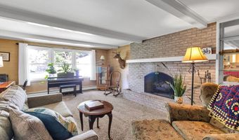 24 Rosewood Dr, Amherst, NY 14221