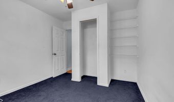 496 Apple Valley Dr, Belford, NJ 07718
