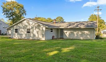 1246 Spruce Tree Ln, Amherst, OH 44001