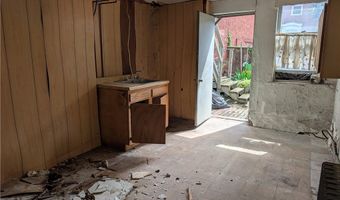 1321 1323 Bingham St, Airville, PA 15203