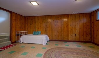 7 Harbor View Dr, Atlantic Highlands, NJ 07716