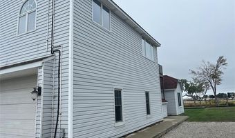 7843 Stark Dr, Algonac, MI 48001