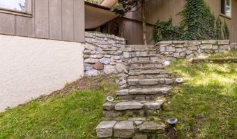 15 Elm Ct, Highlands, NC 28741
