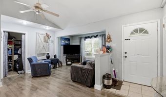 803 Streiff Ln, Ballwin, MO 63011