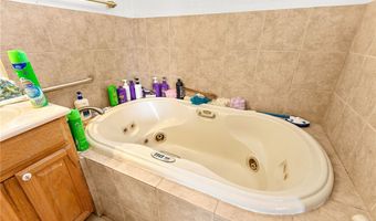 5225 Saratoga Dr, Las Vegas, NV 89120