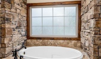 1388 Cypress Pointe Dr, Akron, AL 35449