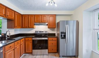 11230 WESTPORT Dr, Bowie, MD 20720