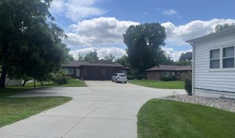 3902 3912 Ontario St, Ames, IA 50014