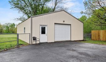 615 E Prairie Ln, Ash Grove, MO 65604