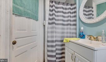 201 N 4TH St, Allentown, PA 18102